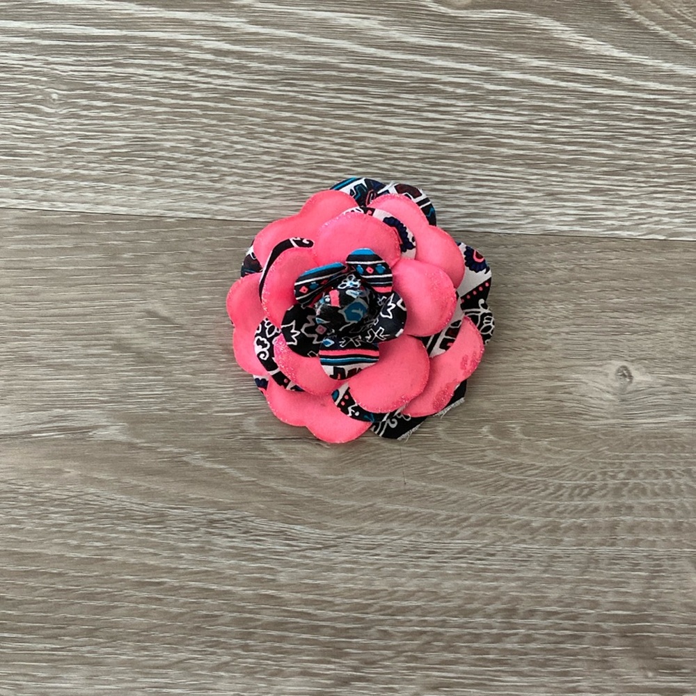 Justice hair bow pink medium size